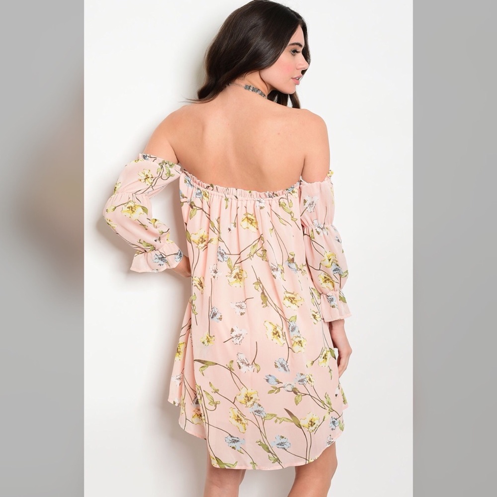 🆕 Amanda Off the Shoulder Blush Florals Dress - Picture 2 of 4